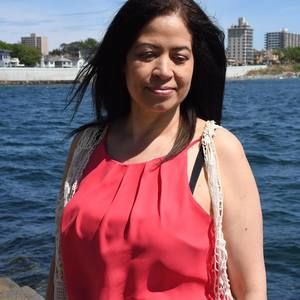 Meet your Posher, Isabel